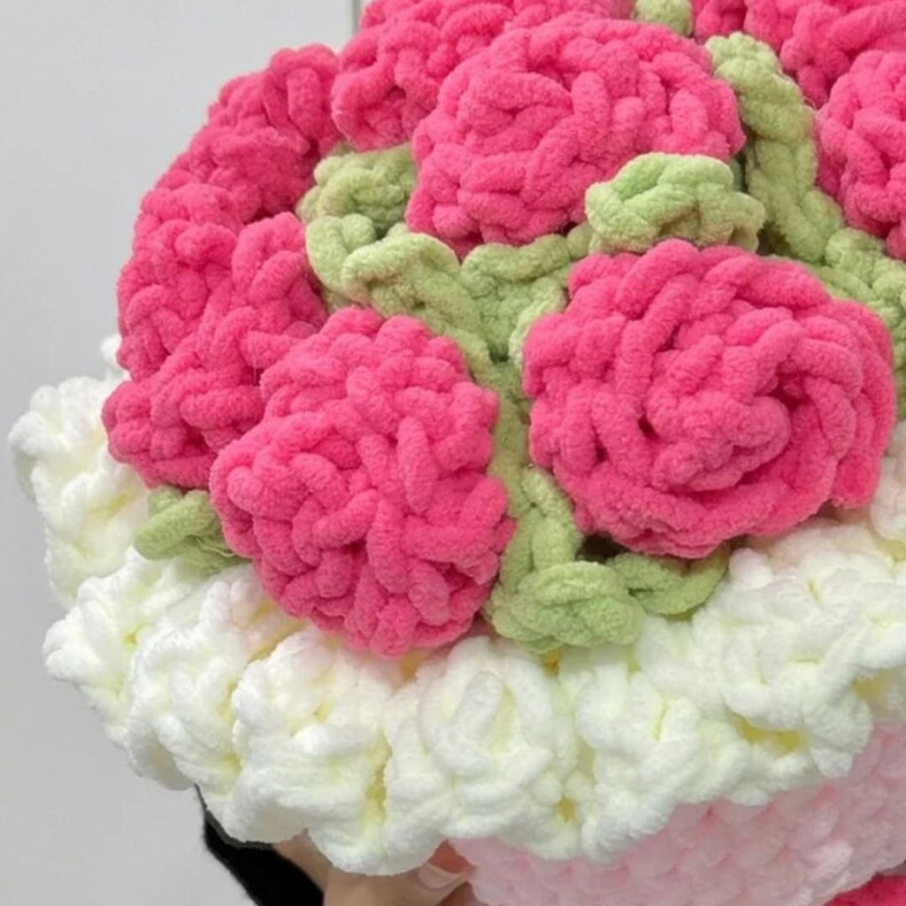 chunky rose bouquet pattern